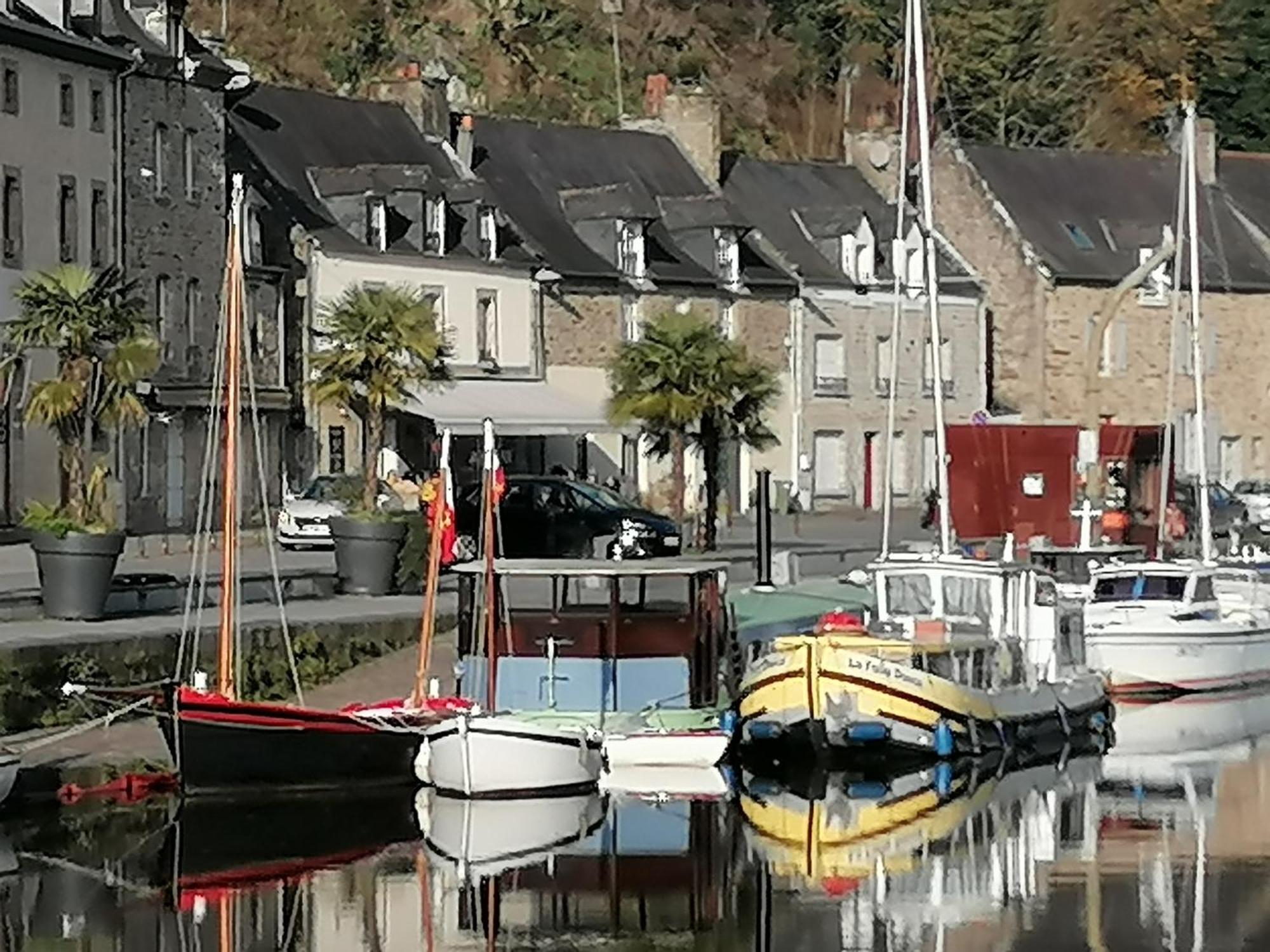 La Tocade Del Arte - Dinan Bed and Breakfast Lanvallay Buitenkant foto